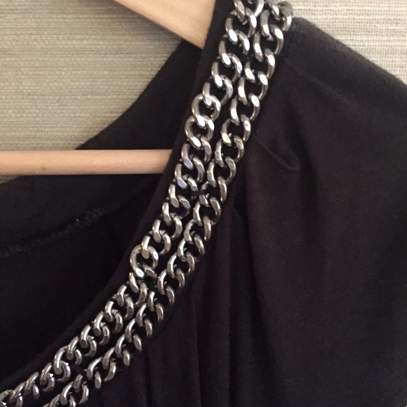 Flowy Black Top with Chains, Size: M - Picture 7 of 8
